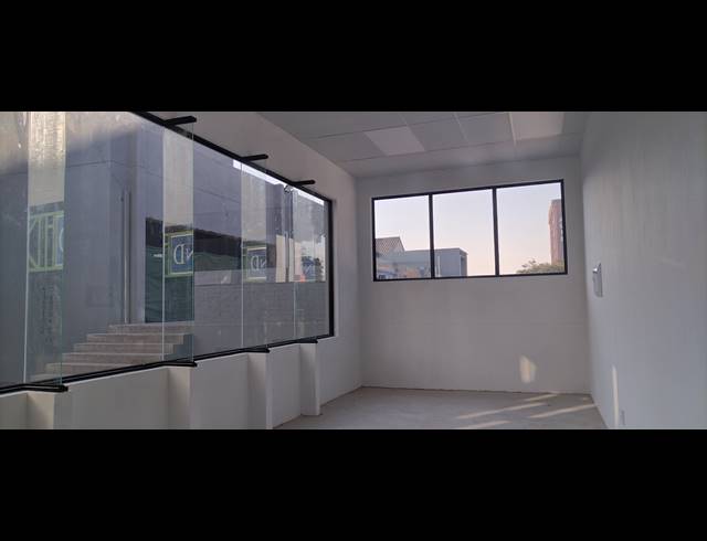 45M² BUSINESS CENTRE TO LET IN NELSPRUIT CENTRAL